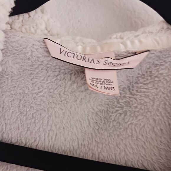 VS Hooded light blue “The Cozy Short Robe” size M - Picture 5 of 7